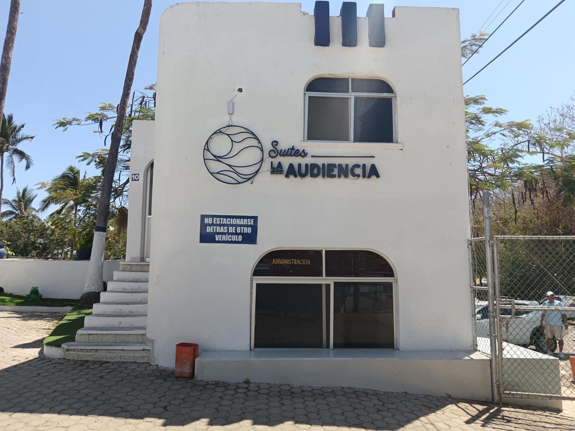 Suites La Audiencia Manzanillo Exterior photo